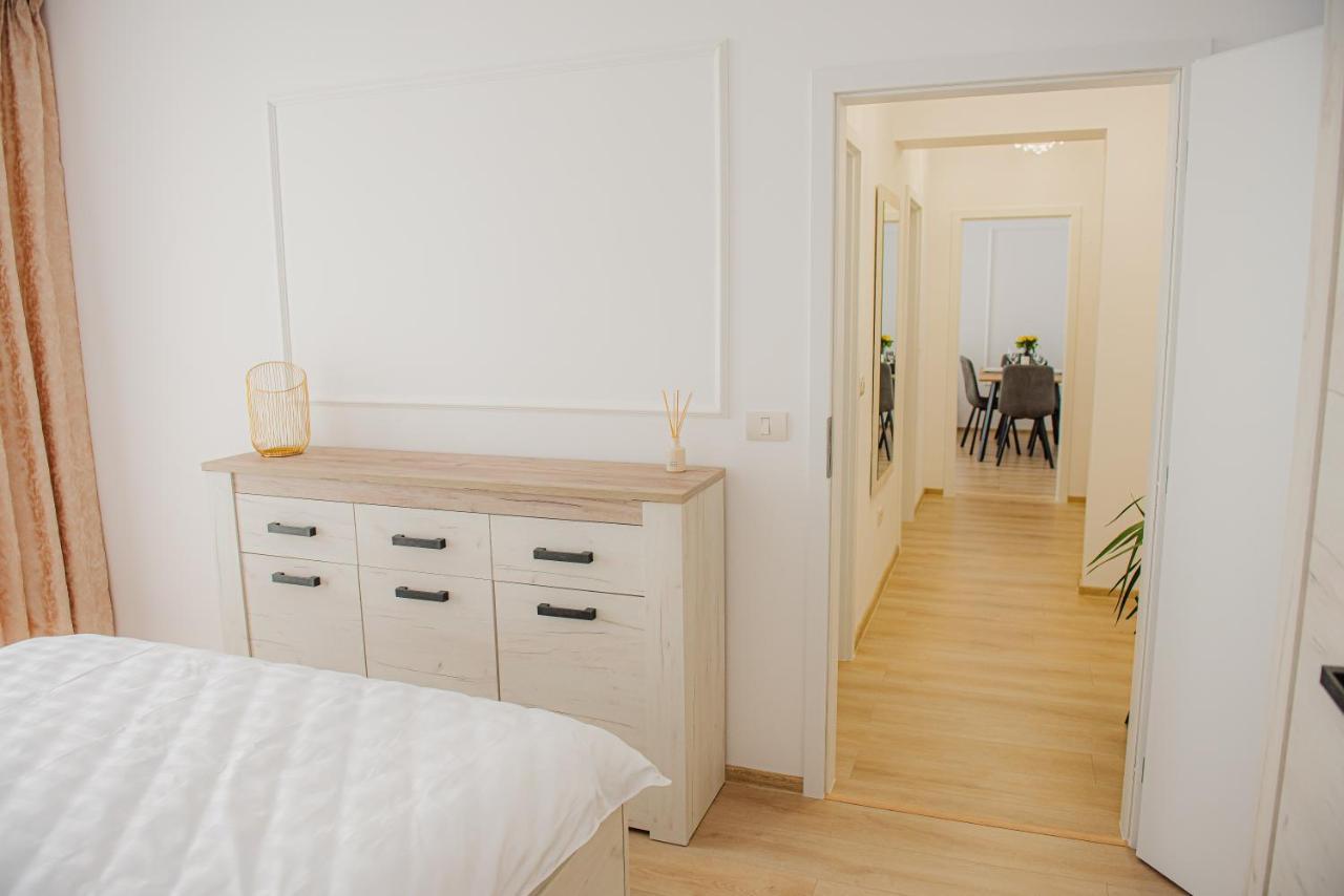 Modern Apartment In Τιμισοάρα Εξωτερικό φωτογραφία